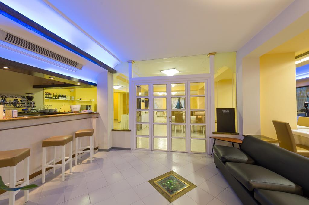 Hotel Gemma Del Mare مارينا دي بييتراسانْت المظهر الخارجي الصورة
